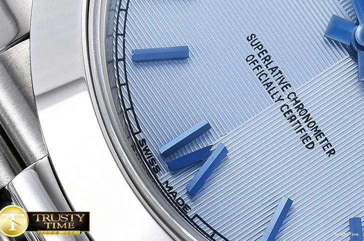 1227 RDD0203 – DayDate 40mm EasyMatch 669